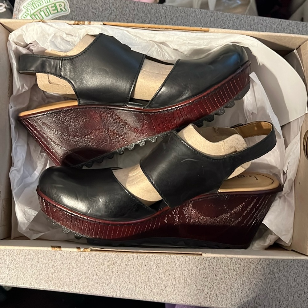 boc blk clogs size 10
